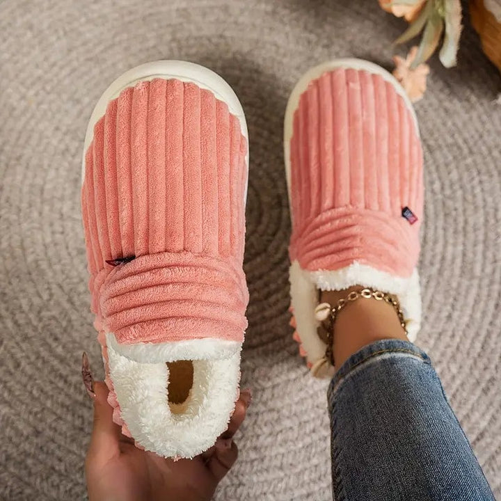 Bobbie | Cozy Slippers