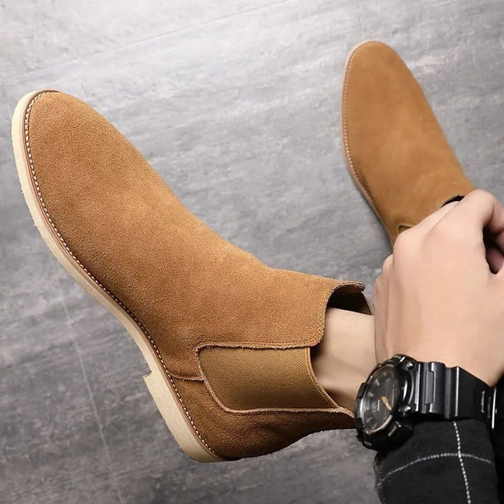 Aldred | Chelsea Boots in Suede